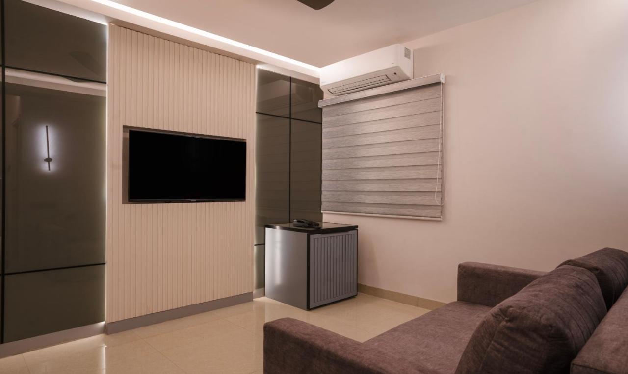 Hotel Treebo Premium D Consulate Hyderabad Exterior foto