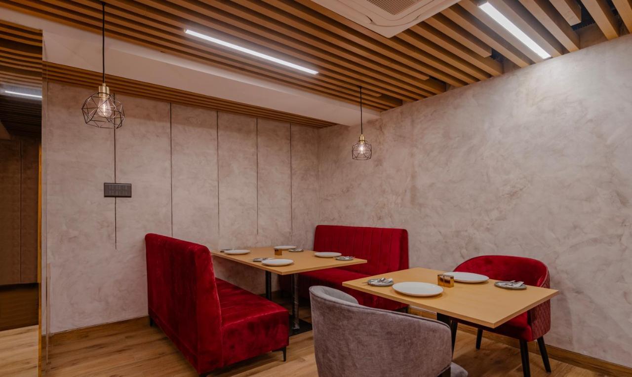 Hotel Treebo Premium D Consulate Hyderabad Exterior foto